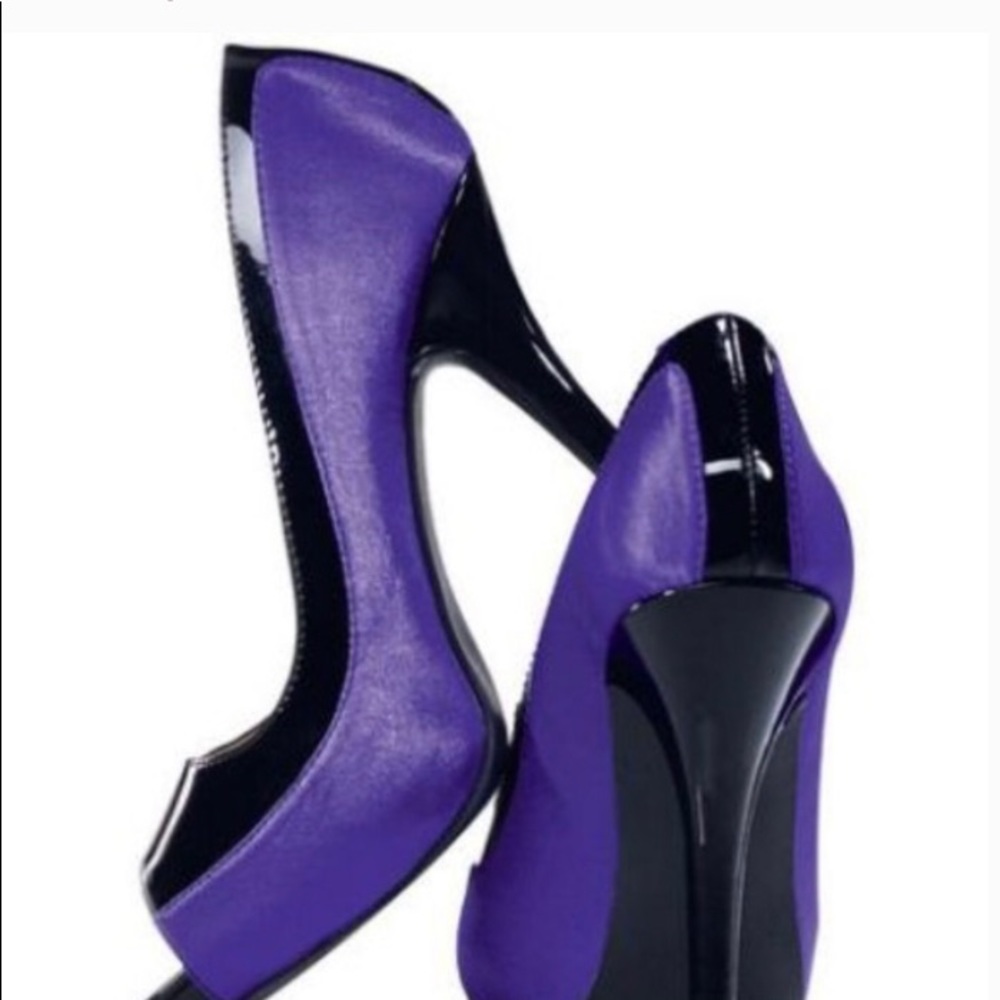New - Purple and black heels 👠
